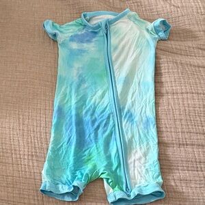 Little sleepies green and blue tie dye shorty